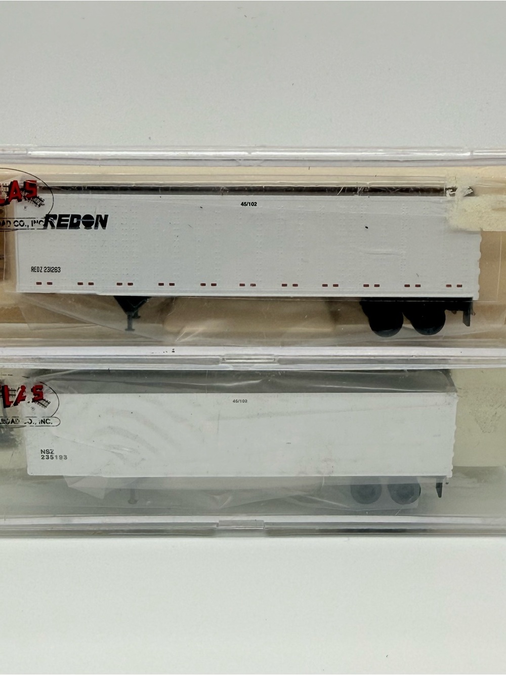 Atlas N Scale Railroad Semi Trailer Piggyback Containers 45’ Lot of 2 2964 2965